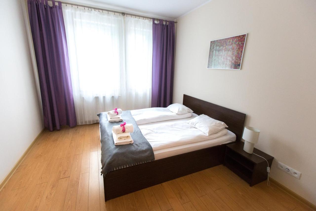 Pcd Aparthotel Wola Варшава Екстериор снимка
