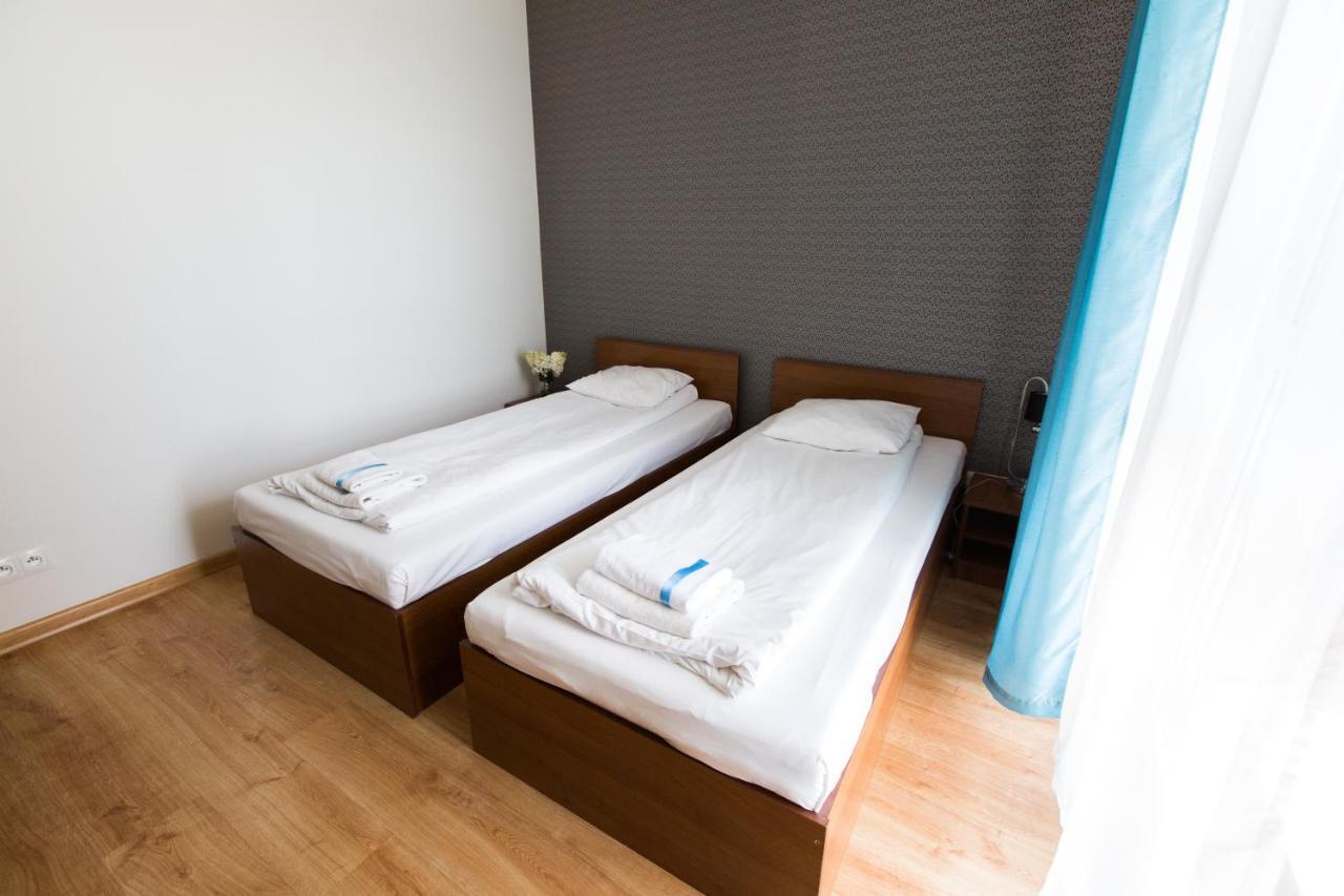 Pcd Aparthotel Wola Варшава Екстериор снимка